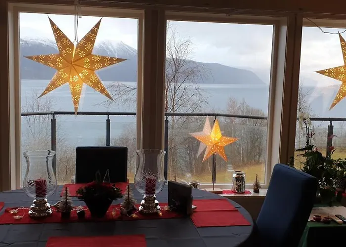 Semesterbostad Frydenlund *