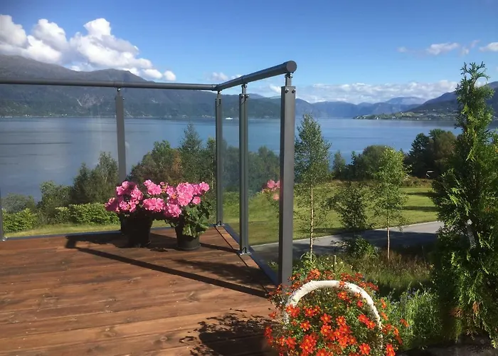 Frydenlund * Balestrand